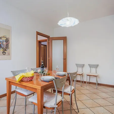 Apartment Ilaria 2 By Interhome
